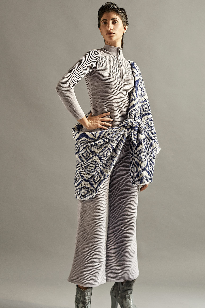 mozh_mozh_pasarela_267428031_866x1300