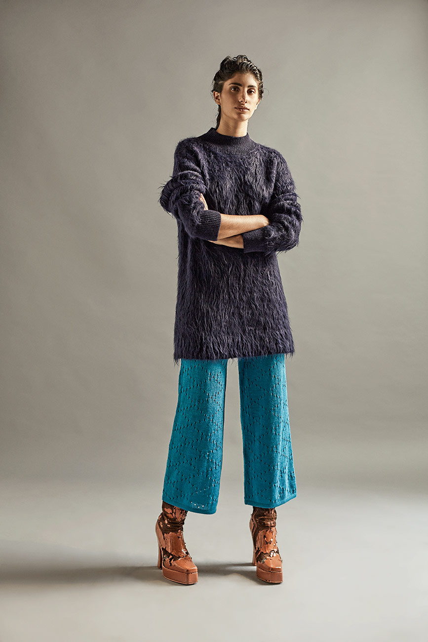 mozh_mozh_pasarela_638896328_867x1300